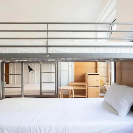 Brand New Fully Furnished Just 20 Meters From Anjos Metro Station - 5 Pensjonat
