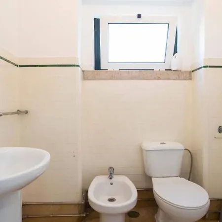 Gasthuis Brand New Fully Furnished Just 20 Meters From Anjos Metro Station - 5 *